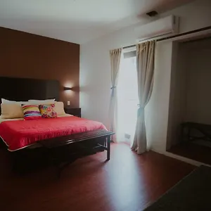 https://departamentos-vallarta-cerca-aeropuerto.hotelspuertovallarta.org
