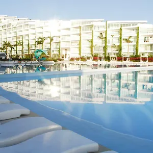 https://amazing-beach-front-acqua-nuevo-vallarta-mx.hotelspuertovallarta.org